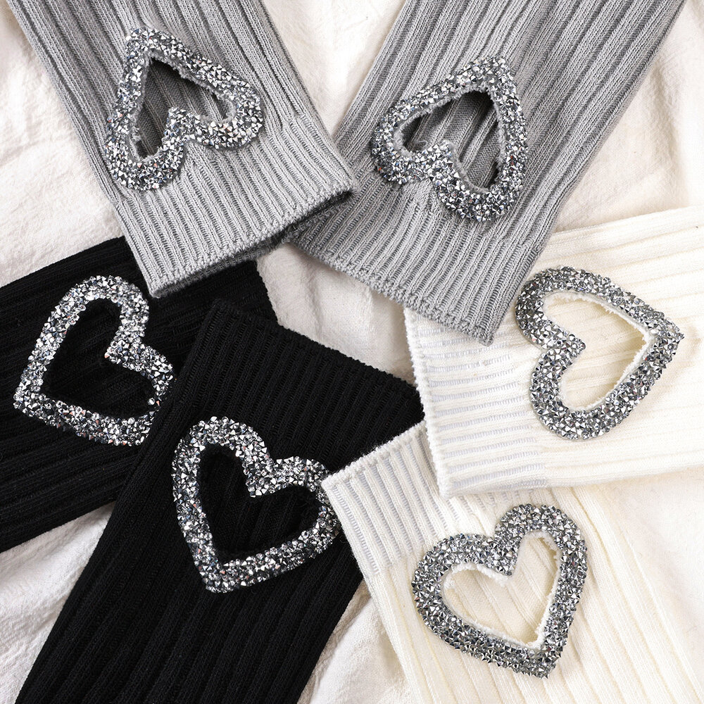 Calzini da donna in puro cotone lavorato a maglia con cuore cavo tempestato di strass di lusso leggero h5Immagine2