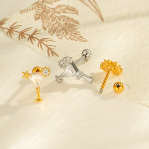 1 orecchino piercing in zircone color rame e oro a forma di farfalla h5 Immagine3
