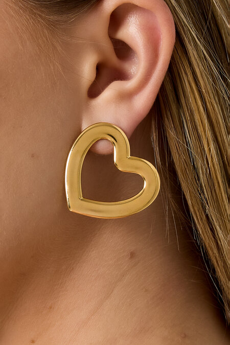 Must-have heart earrings