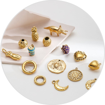 Pendants & Charms
