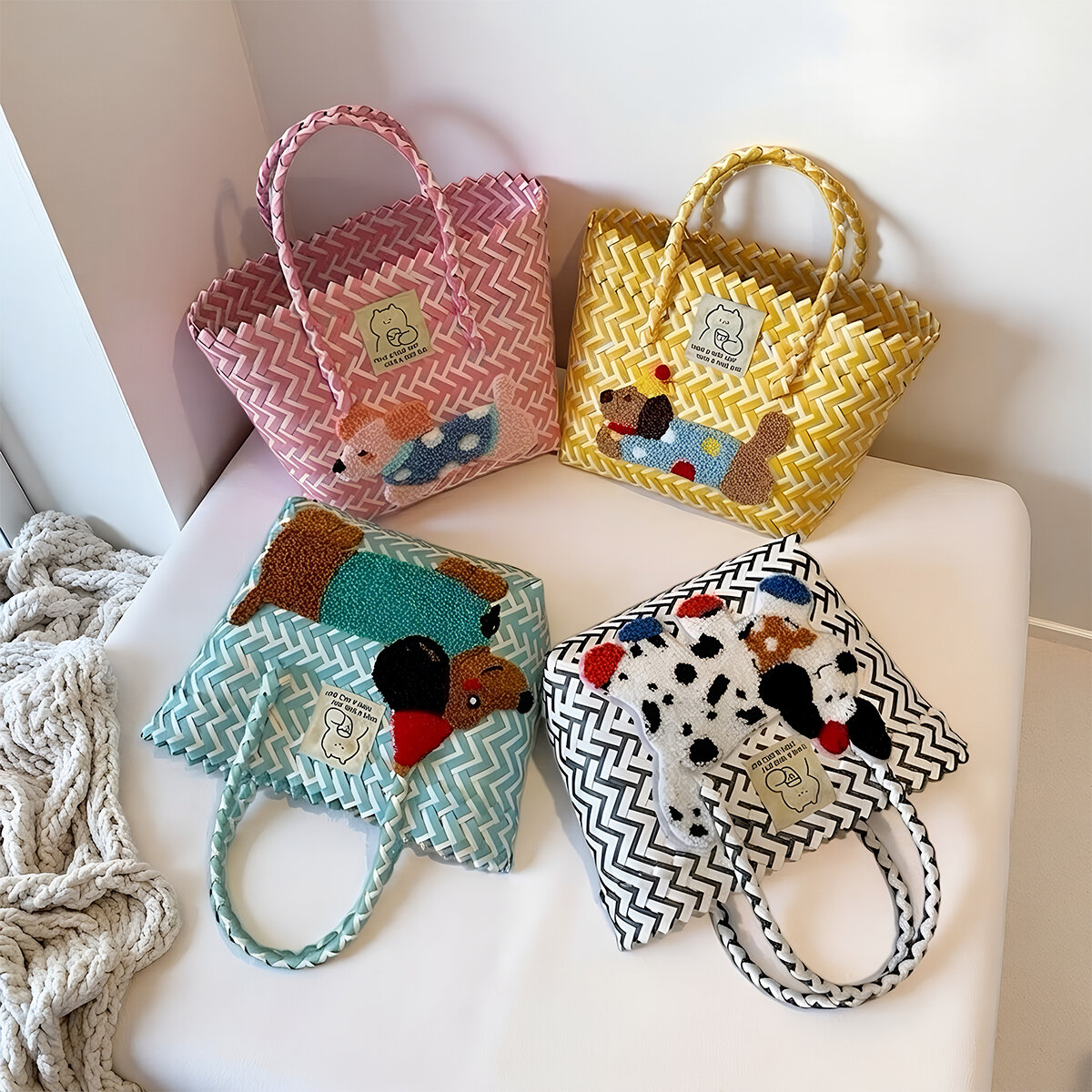 Bolso de mano de mujer de estilo casual, tejido de plástico con estampado animal.