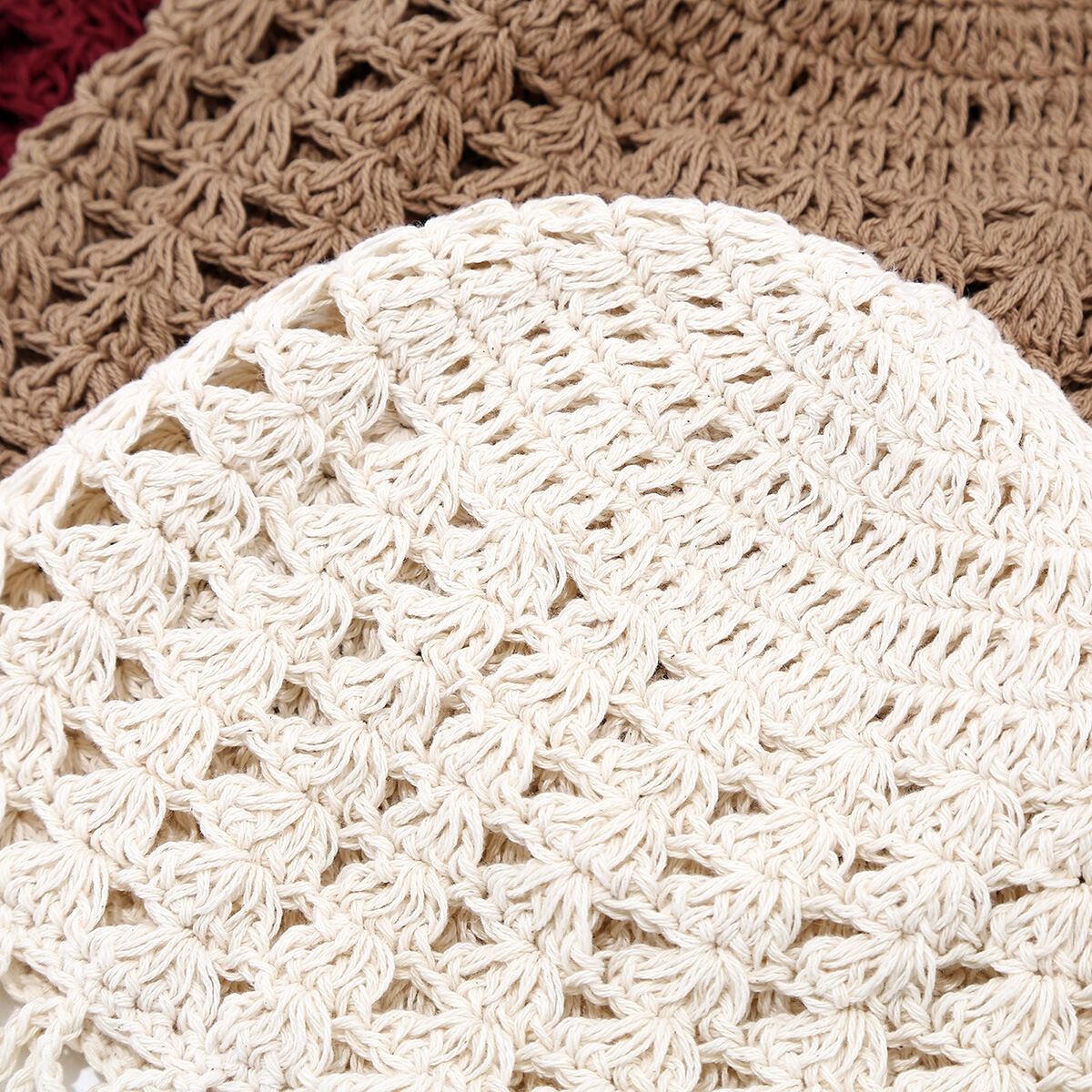 Romantic Sweet Hollowed-Out Yarn Women's Beanie h5 Picture4