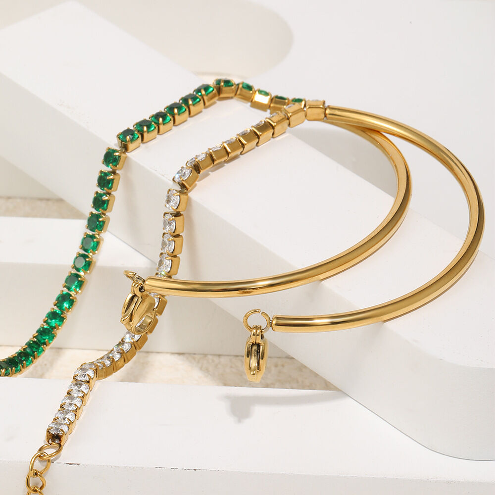 Luxuriöses Kettenarmband aus Edelstahl, wasserdicht, goldfarben, mit Zirkonia h5 Bild3