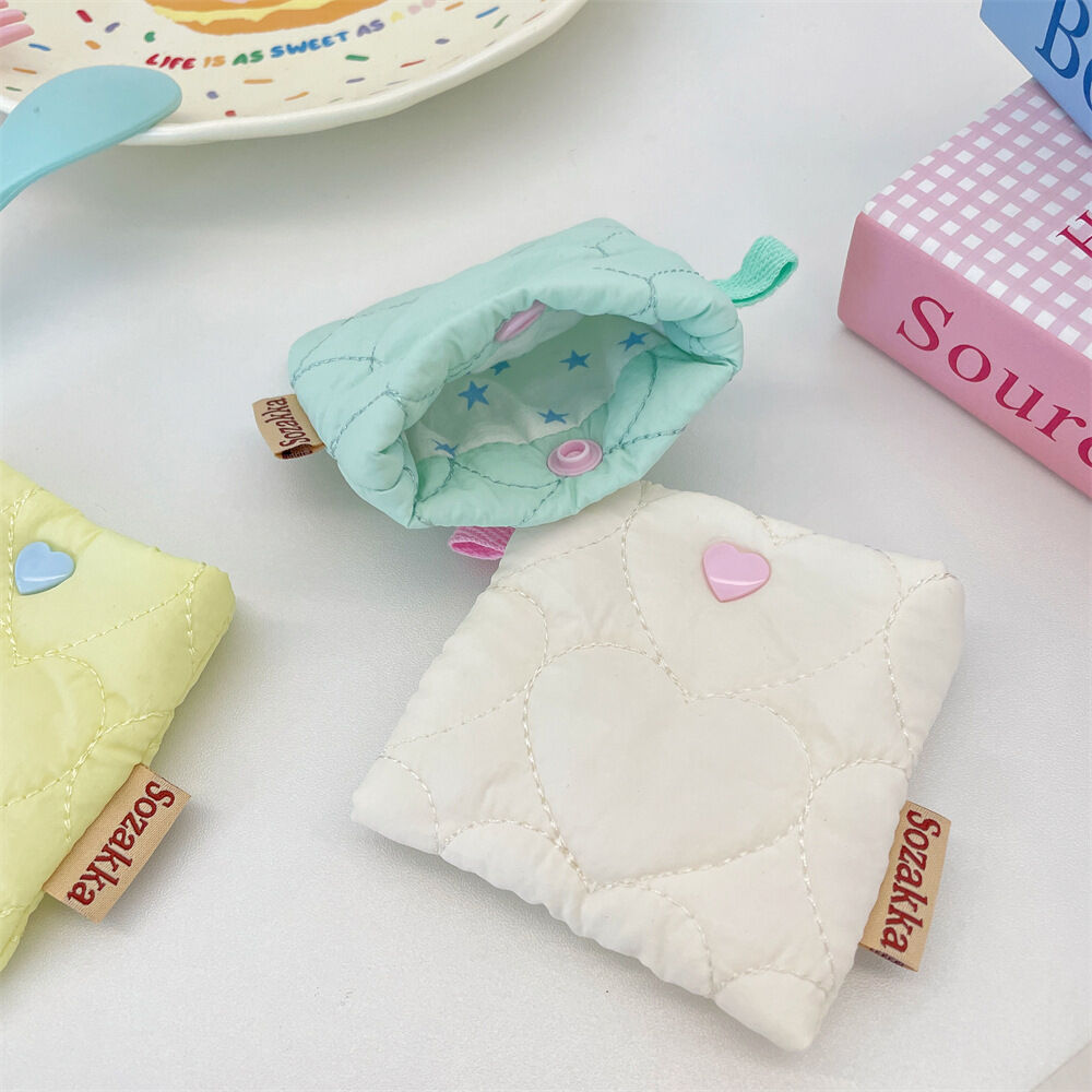 Sweet Heart Plaid Quilted Soft Earphone Case h5 Picture6