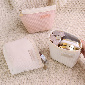 Simple Solid Color Corduroy Women's Makeup Bags h5 Picture2