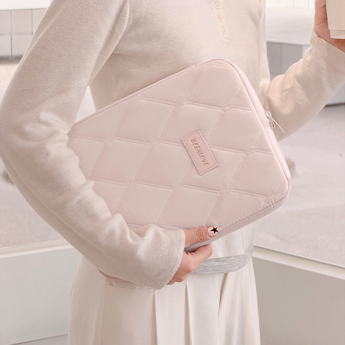 Office Style Quilted Stitching Solid Color Women's Laptop Bag h5 Picture2