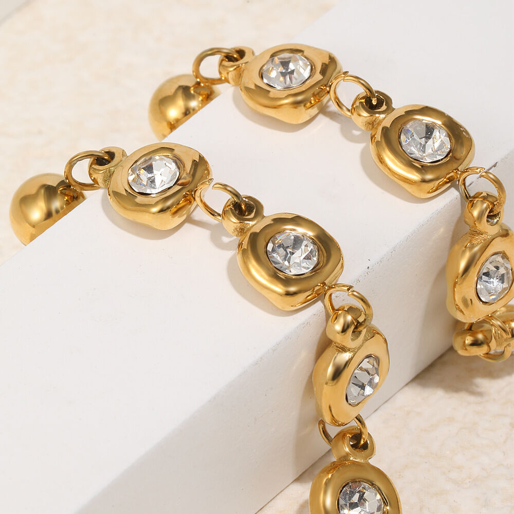 Luxuriöse, elegante Quasten-Ohrhänger aus Edelstahl in Goldfarbe mit Zirkonia für Damen h5 Bild5