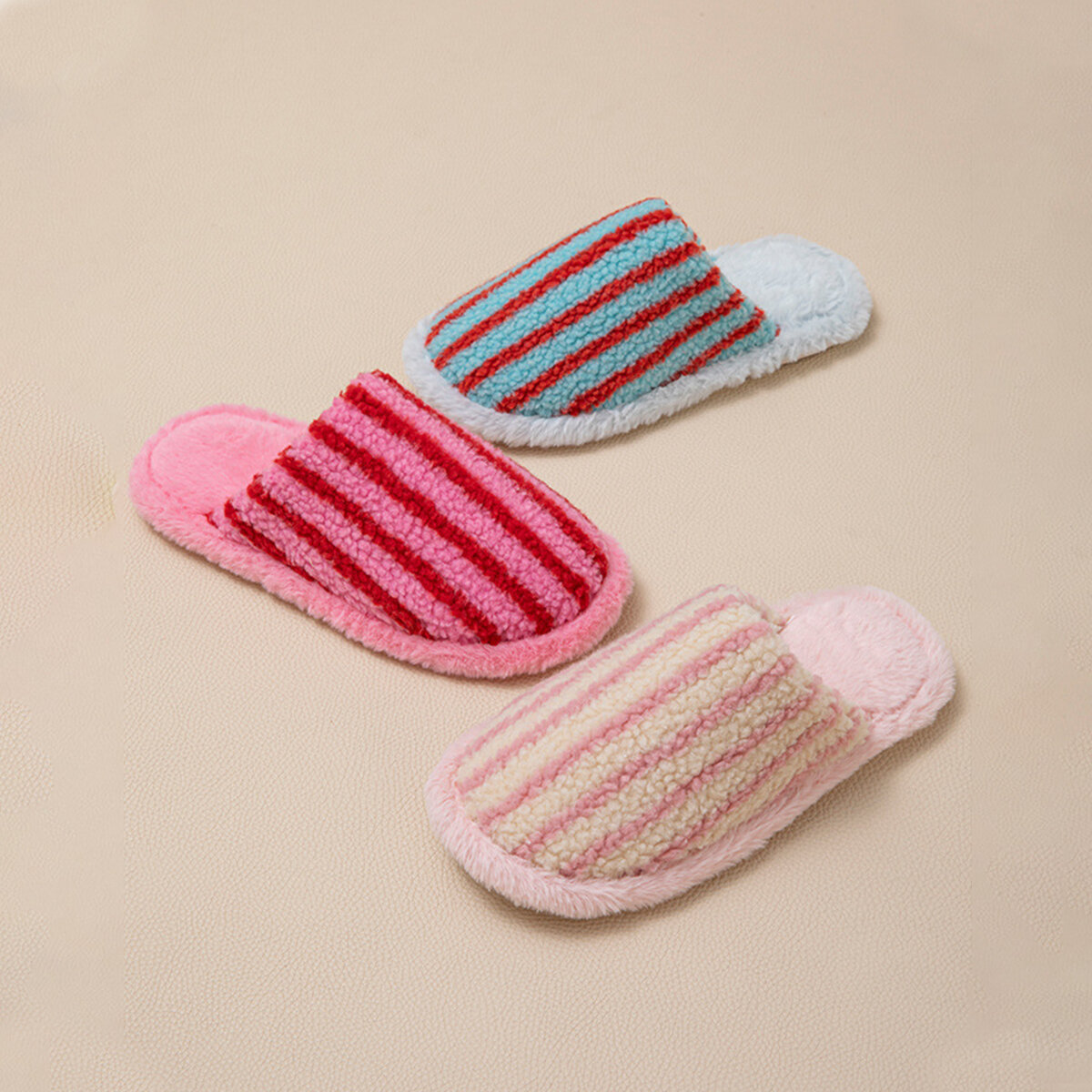 1 Pair Color-blocking Striped Home Plush Slippers h5 Picture2