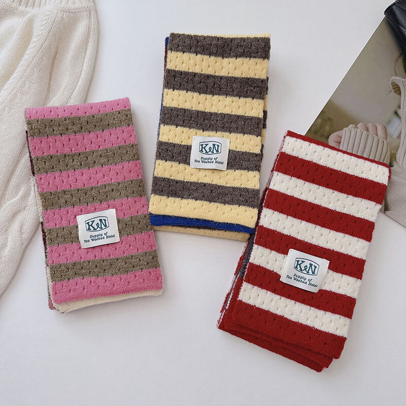 Sciarpa lavorata a maglia a righe color-blocking, 1 pezzo