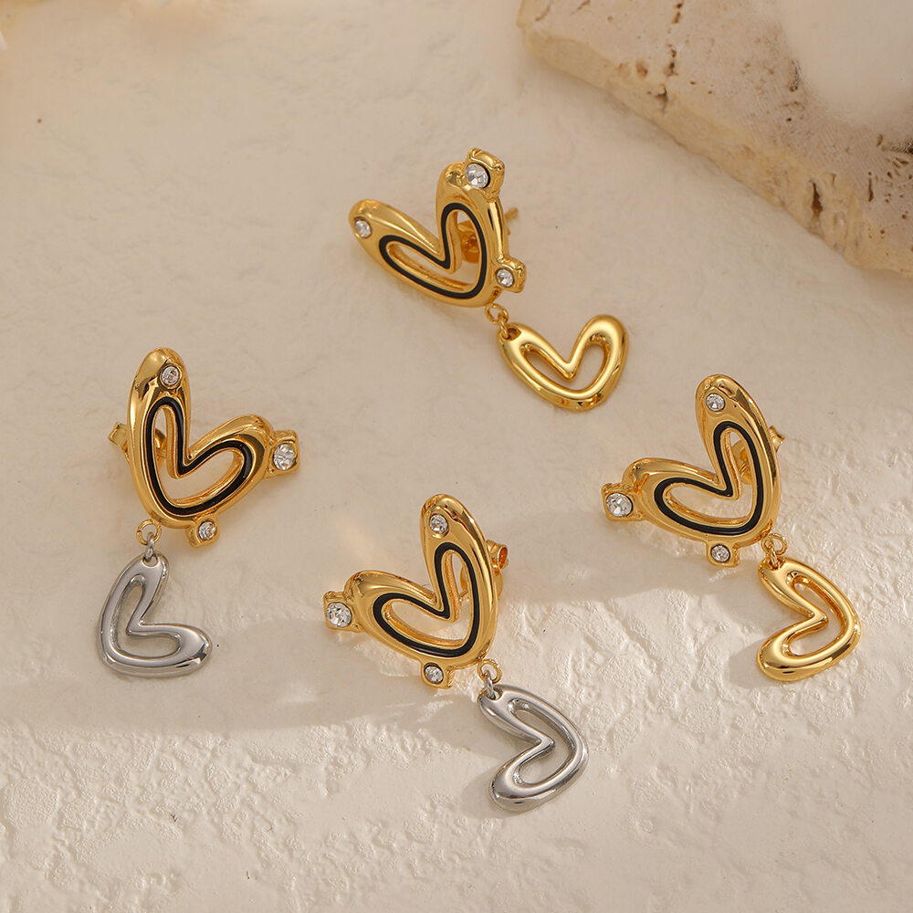 1 Pair Classic Heart Stainless Steel Waterproof Gold Color Rhinestone Drop Earrings