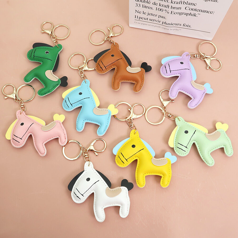 1 porte-clés cheval mignon en PU