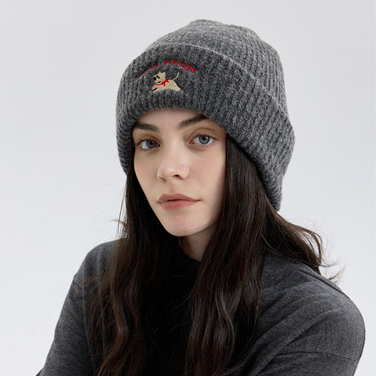 1 pezzo di cappello lavorato a maglia in rayon con simpatico cane ricamato h5Immagine4