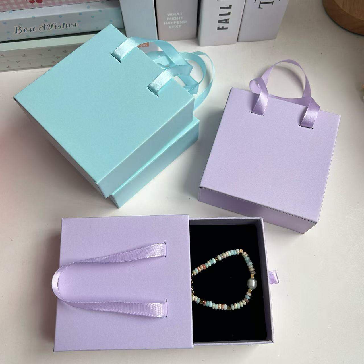 Solid Color Paper Jewelry Box Customized Logos Available Picture2
