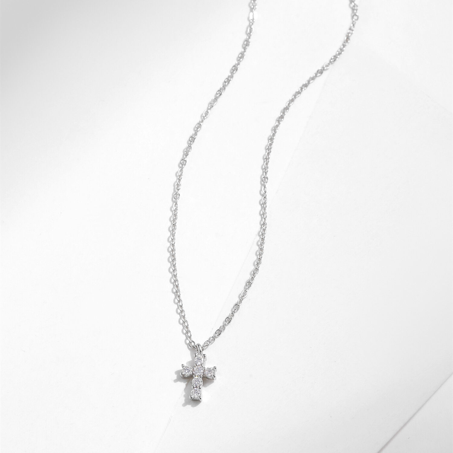 Luxurious Series Simple Cross S925 Rhodium Plating Moissanite Women's Moissanite Necklaces h5 Picture4