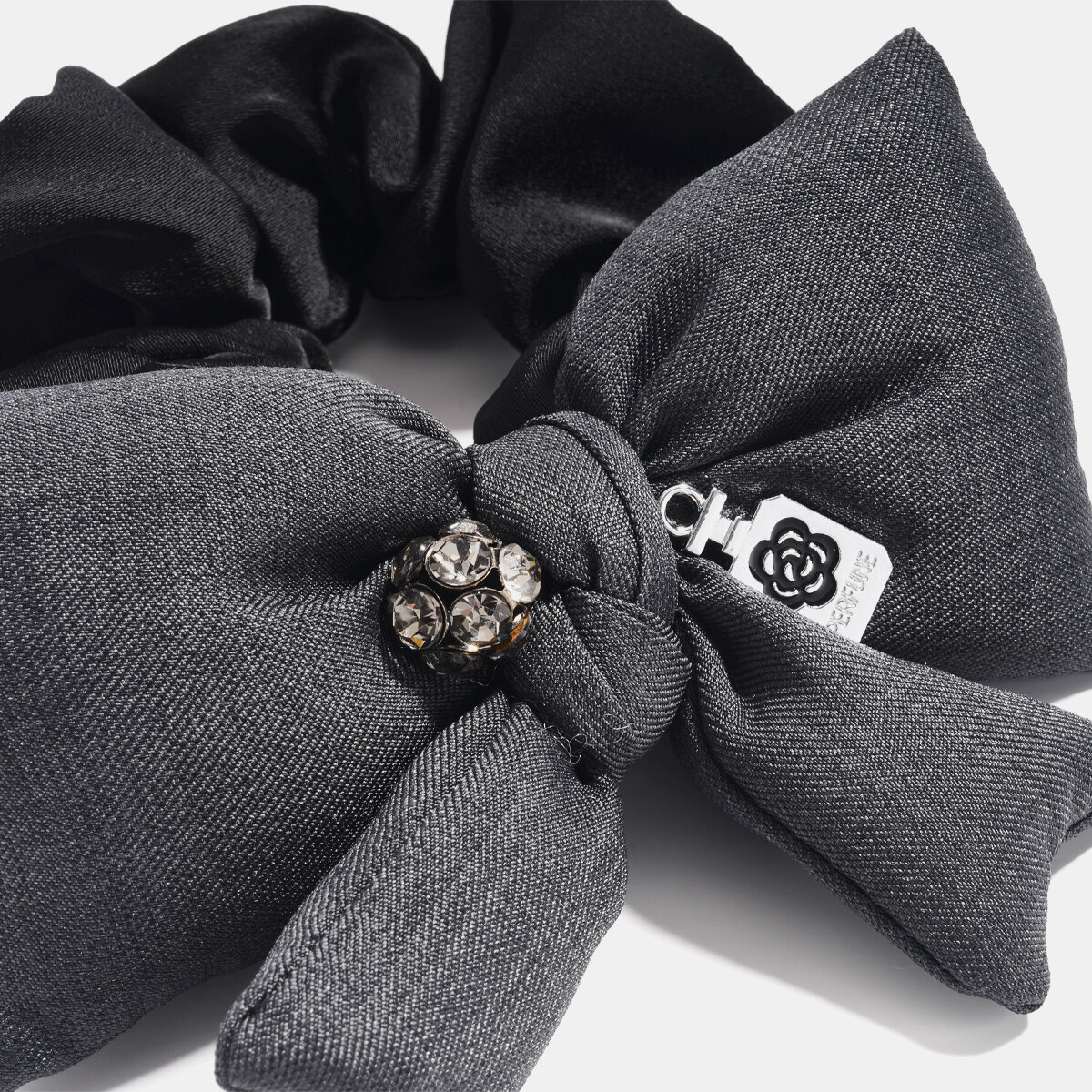 Simple Series Elegant Bow Knot Fabric Scrunchies Picture2