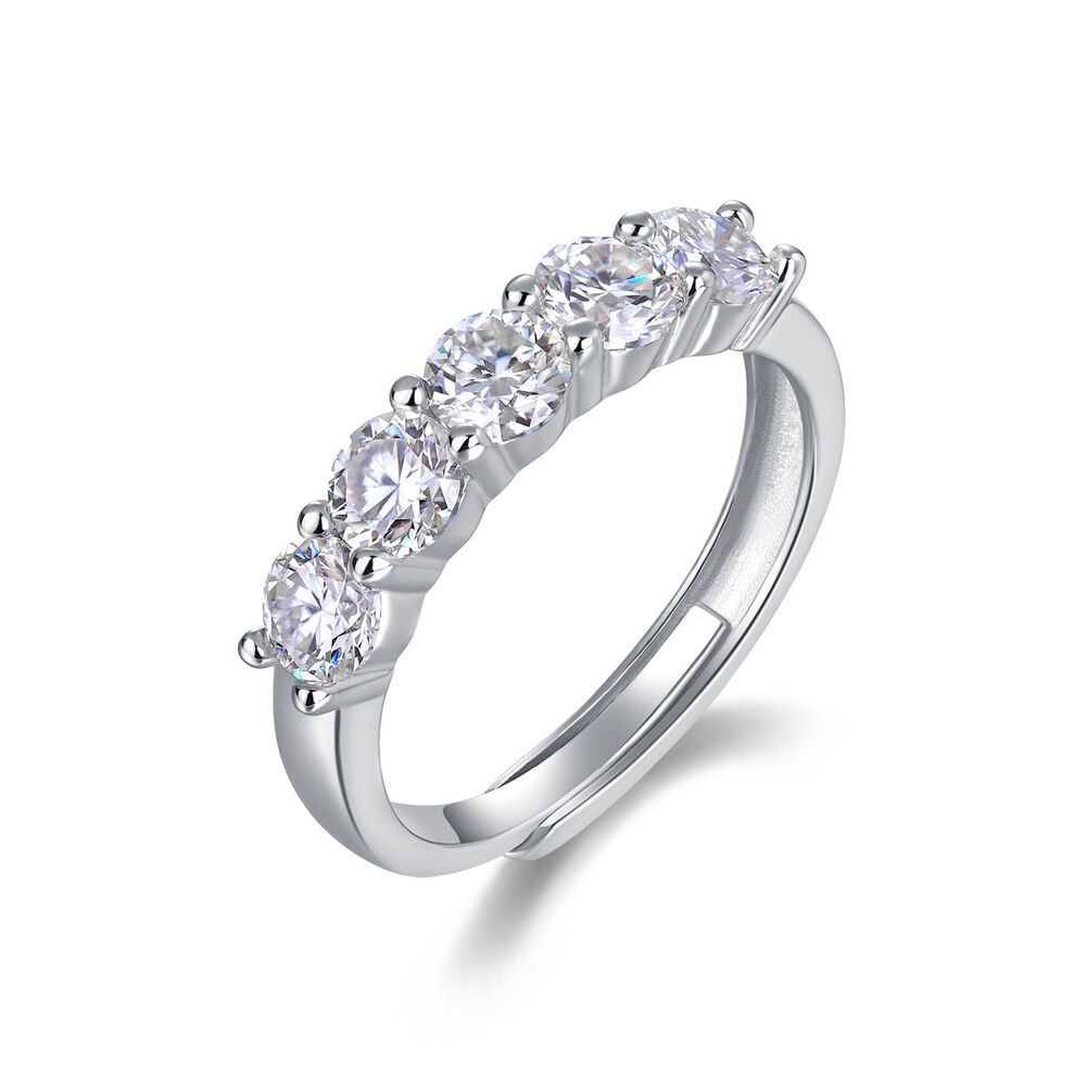 Minimalist Classic Circle S925 Moissanite Women's Moissanite Rings h5Picture2