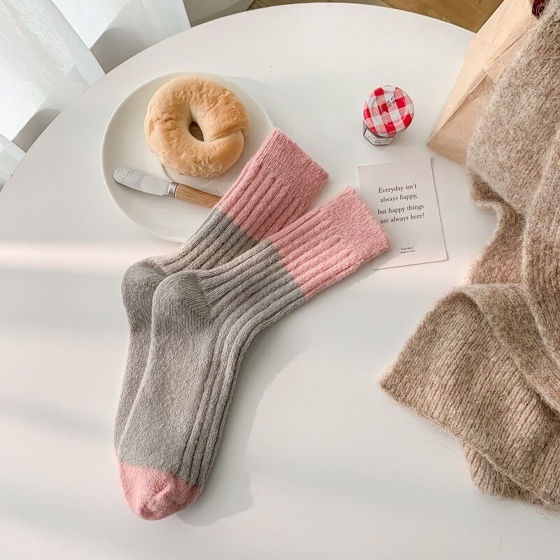 Leicht federnde, farblich abgesetzte, wadenhohe Socken h5 Bild2