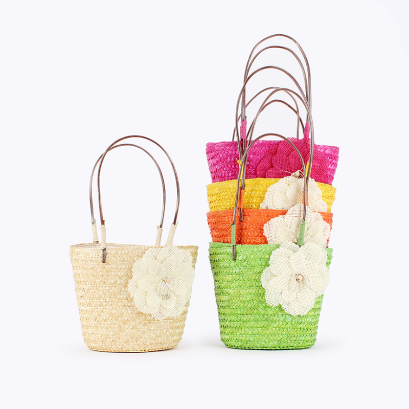 Vacation Style Woven Flower Solid Color Raffia Women's Tote Bag h5 Picture2