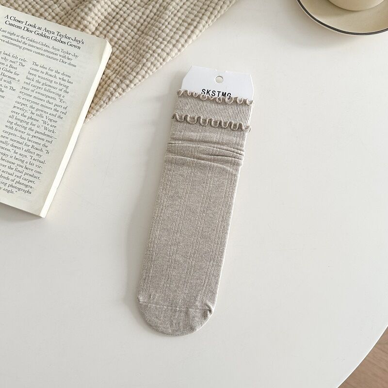 Leicht federnde, einfarbige Socken in Wadenlänge h5Bild2