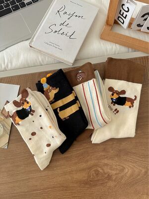 High Bounce Cute Dachshund Mid-Calf Socks h5 Picture2