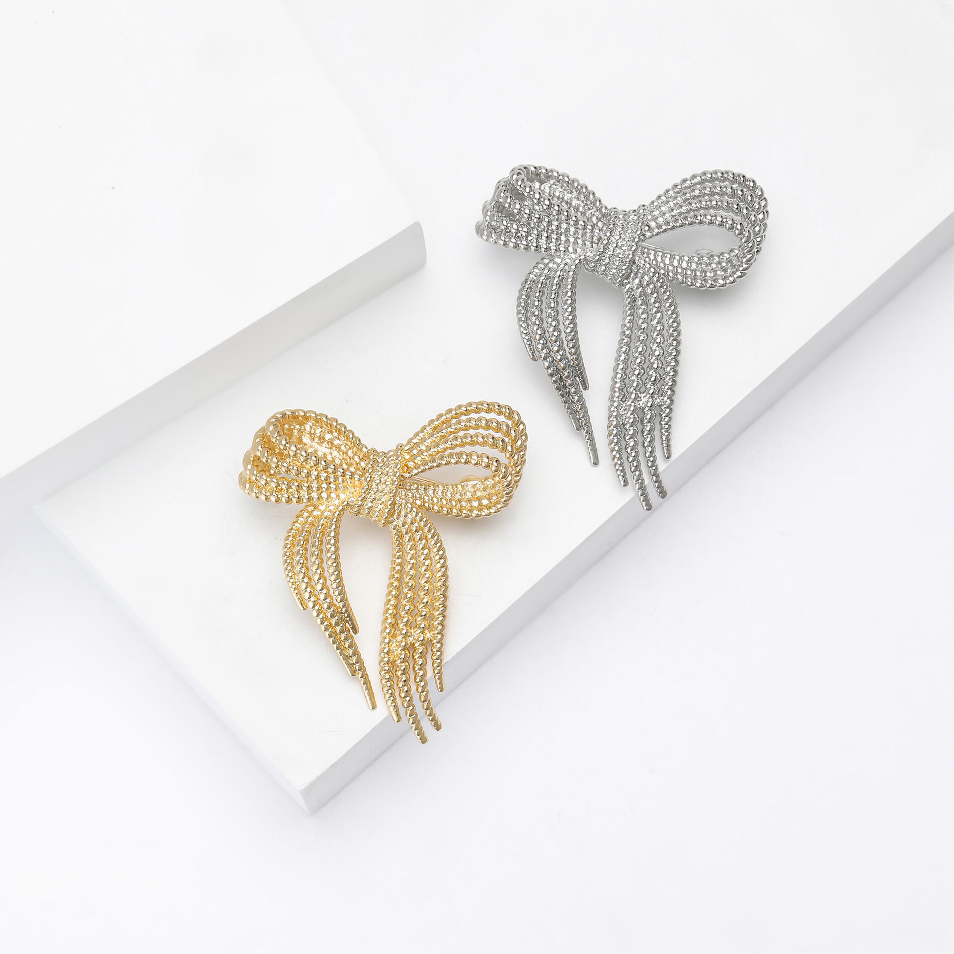 Luxurious Series Simple Bow Knot Rhinestone Rhinestone Brooches