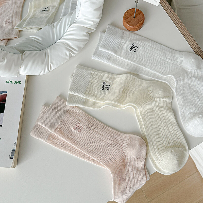 Slight Bounce Basic Solid Color Thin Bow Embroidery Mid-Calf Socks Picture3