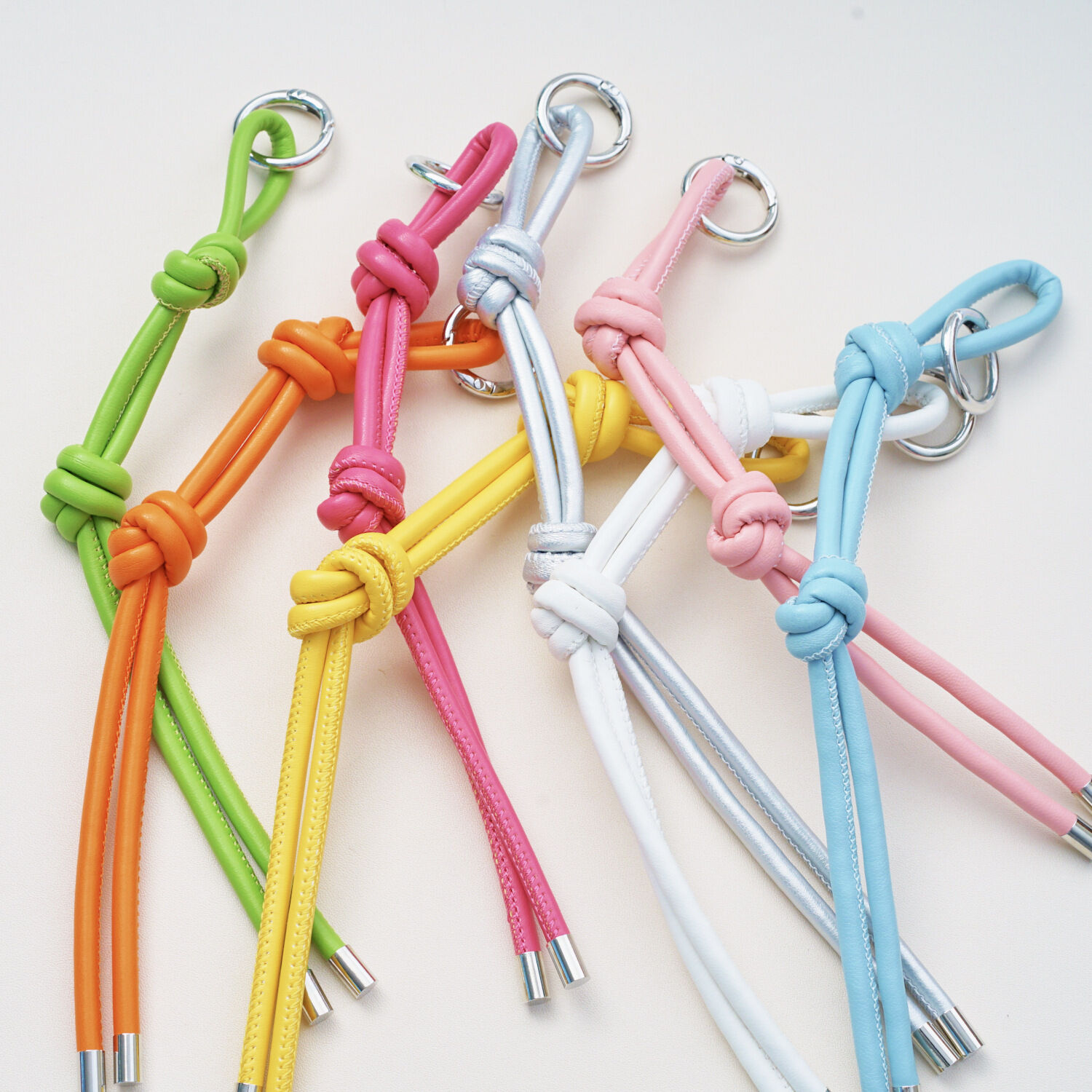 Simple Series Daily Solid Color Twist Pu Bag Charms