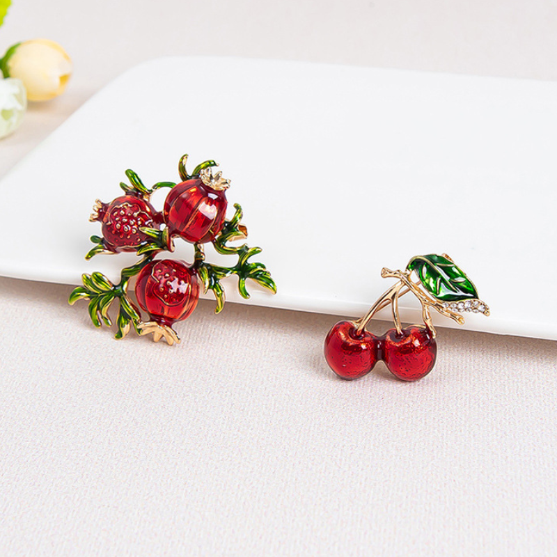 Luxurious Series Cute Fruit Cherry Strawberry Alloy Rhinestone Brooches Picture3