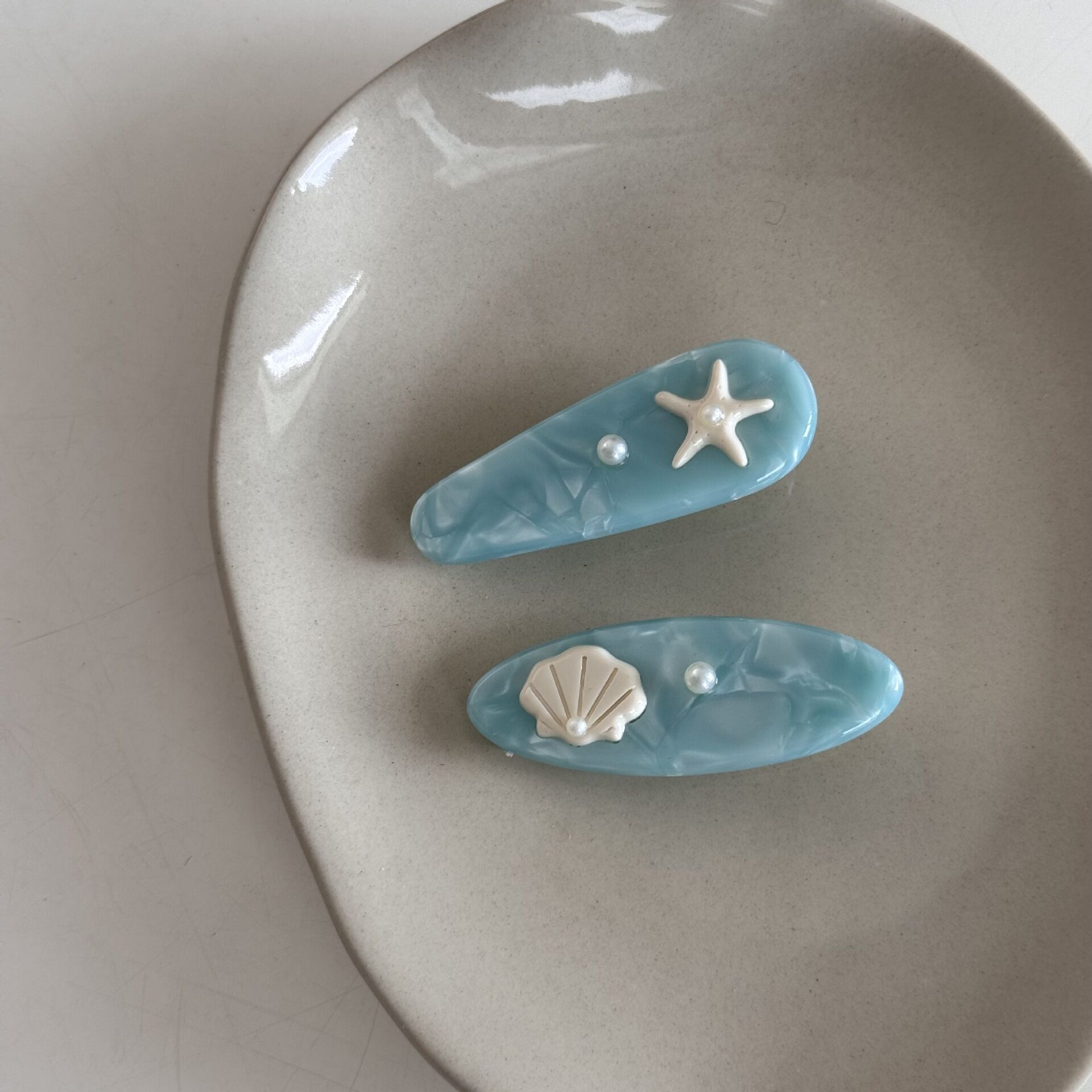 Simple Series Vacation Shell Starfish Acetate Hair Clips