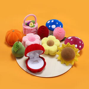 Cute Cartoon Velvet Jewelry Packaging Box h5 Picture3