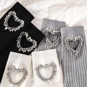 Calzini da donna in puro cotone lavorato a maglia con cuore cavo tempestato di strass di lusso leggero h5 Immagine2