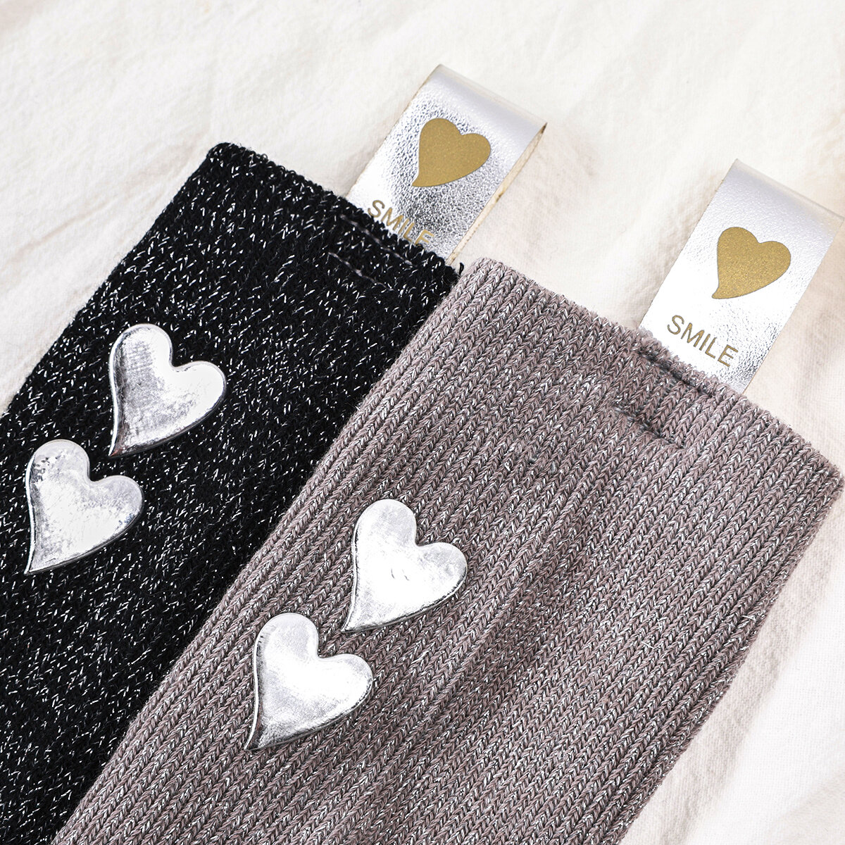 Modische, herzförmige, aus reiner Baumwolle gestrickte Damensocken mit silbernem Faden in Wadenlänge h5 Bild4