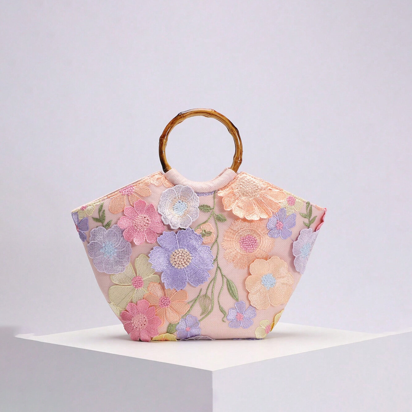 Romantic Series Sweet  Embroidered Flowers  Women's Handbags（flower patterns are cut randomly）
