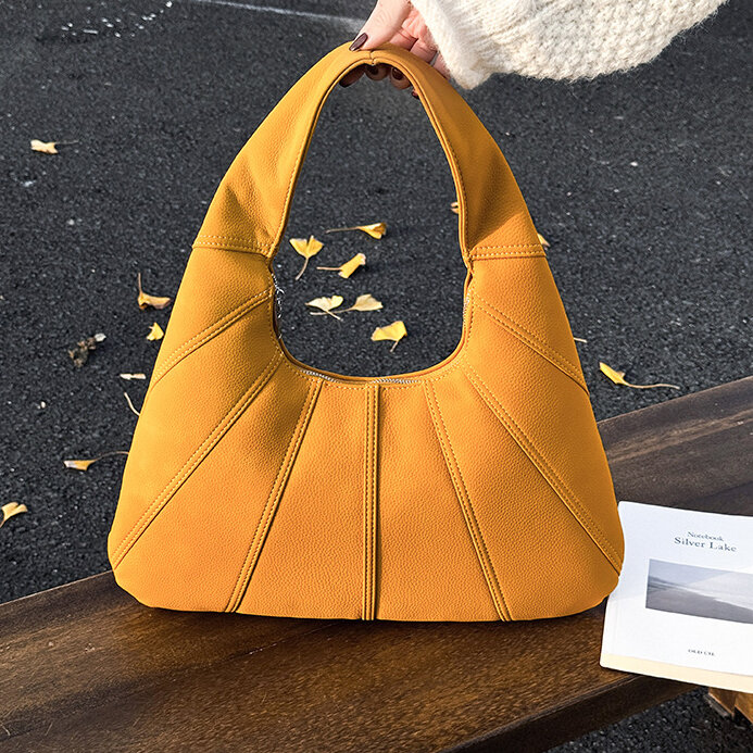 Minimalism Casual Solid Color Lines Pu Women's Shoulder Bags Picture3