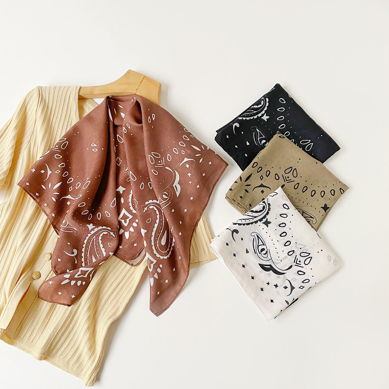 Retro Paisley Pattern Polyester Women's Summer Scarves