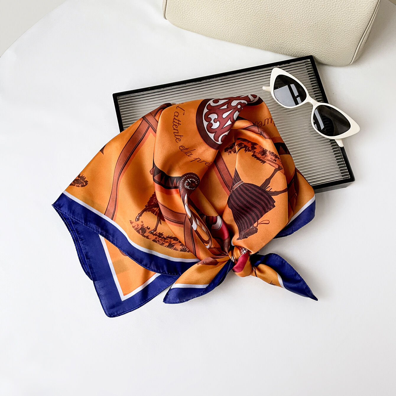 Retro Horse Pattern Women's Summer Scarves Picture3