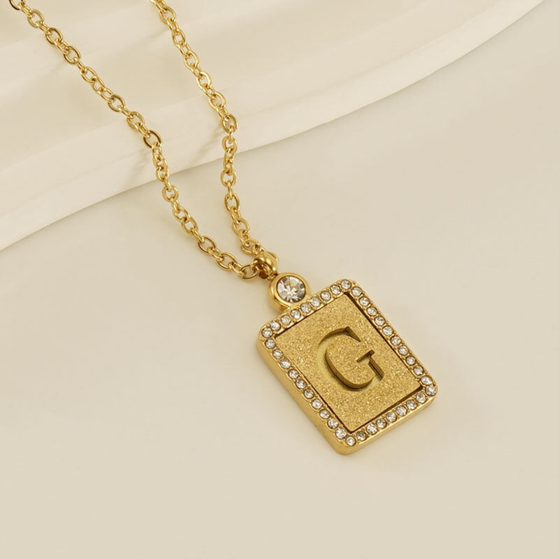 Gouden letter G [met ketting] Afbeelding7