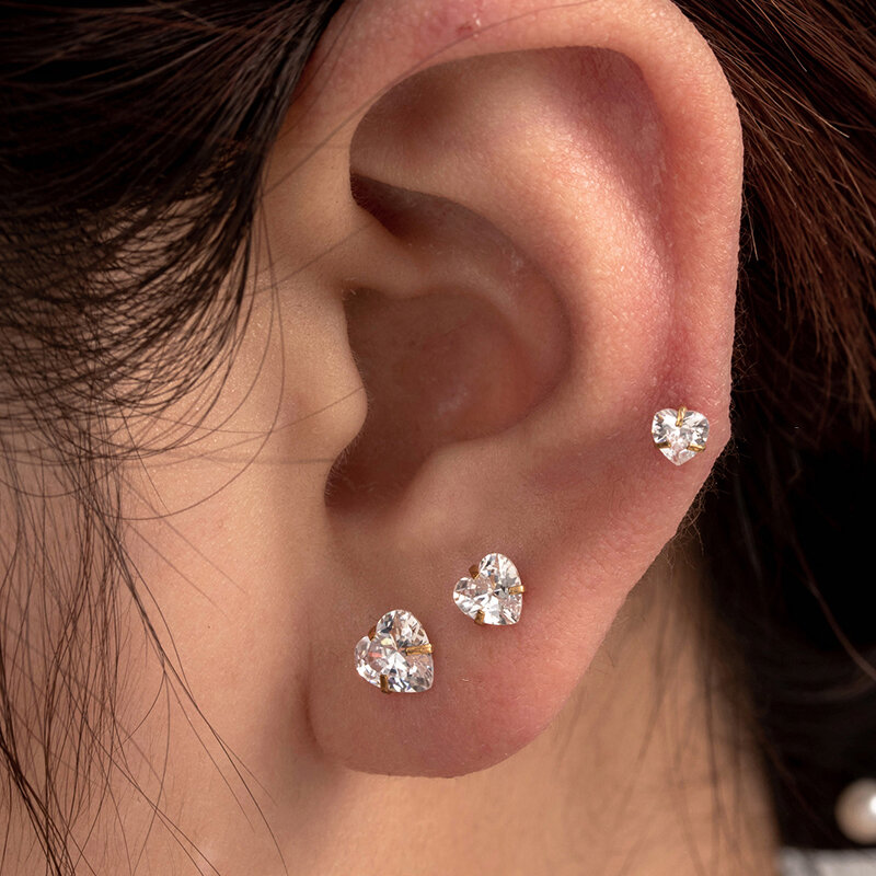 1 pezzo semplice serie semplice cuore acciaio titanio senza placcatura materiale zircone orecchini da donna piercing Immagine2