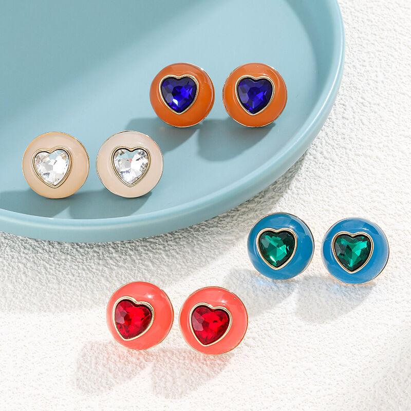 1 Pair Vogue Series Exquisite Heart Shape Drop Oil Gold Color Alloy Women's Stud Earrings h5 Picture2