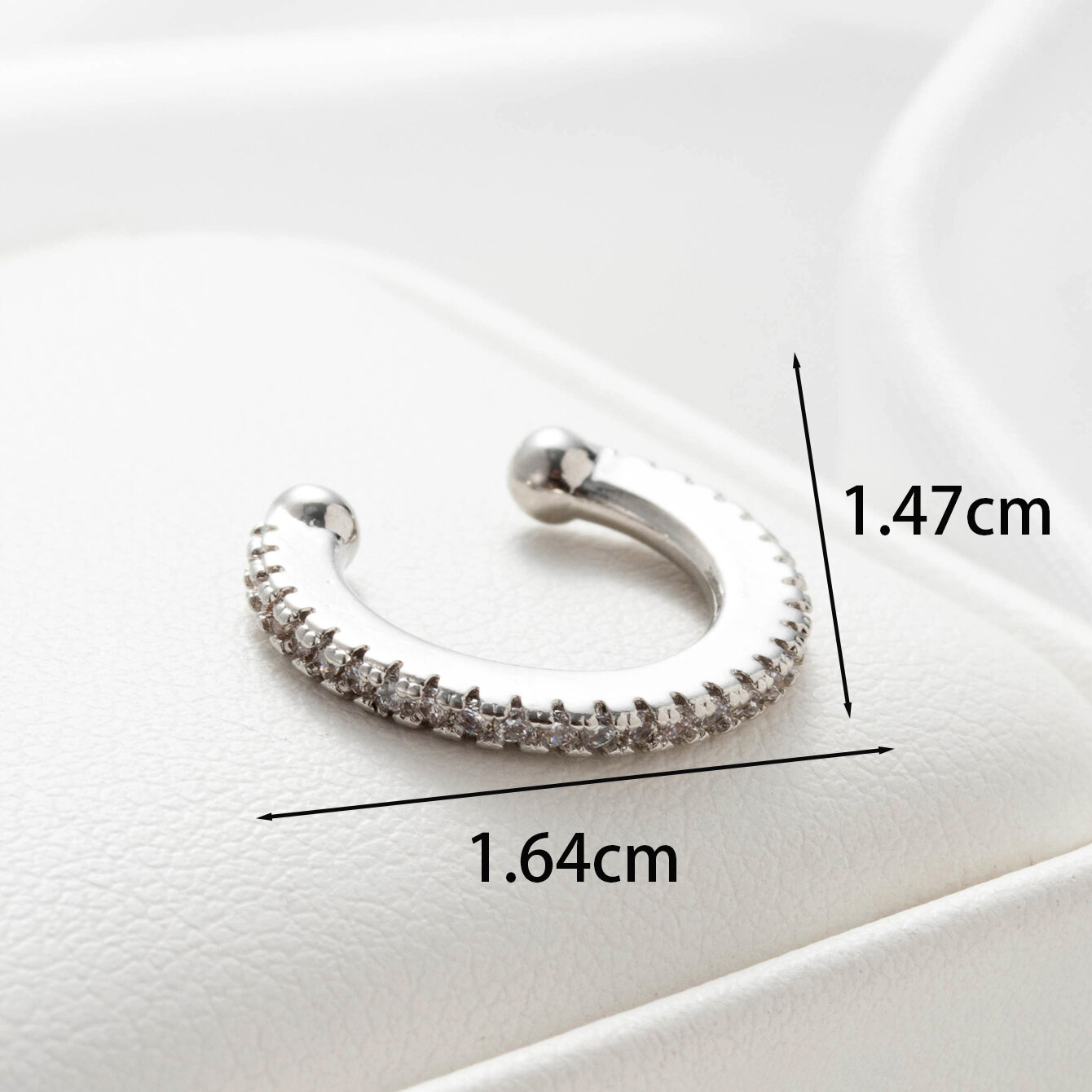 1 stuk eenvoudige serie, simpel hartvormig, koper, zonder plating, zirkonia, oorbellen voor dames