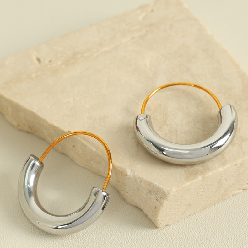 1 paio di orecchini a cerchio da donna in acciaio inossidabile placcato oro , semplici e geometrici, serie semplice h5