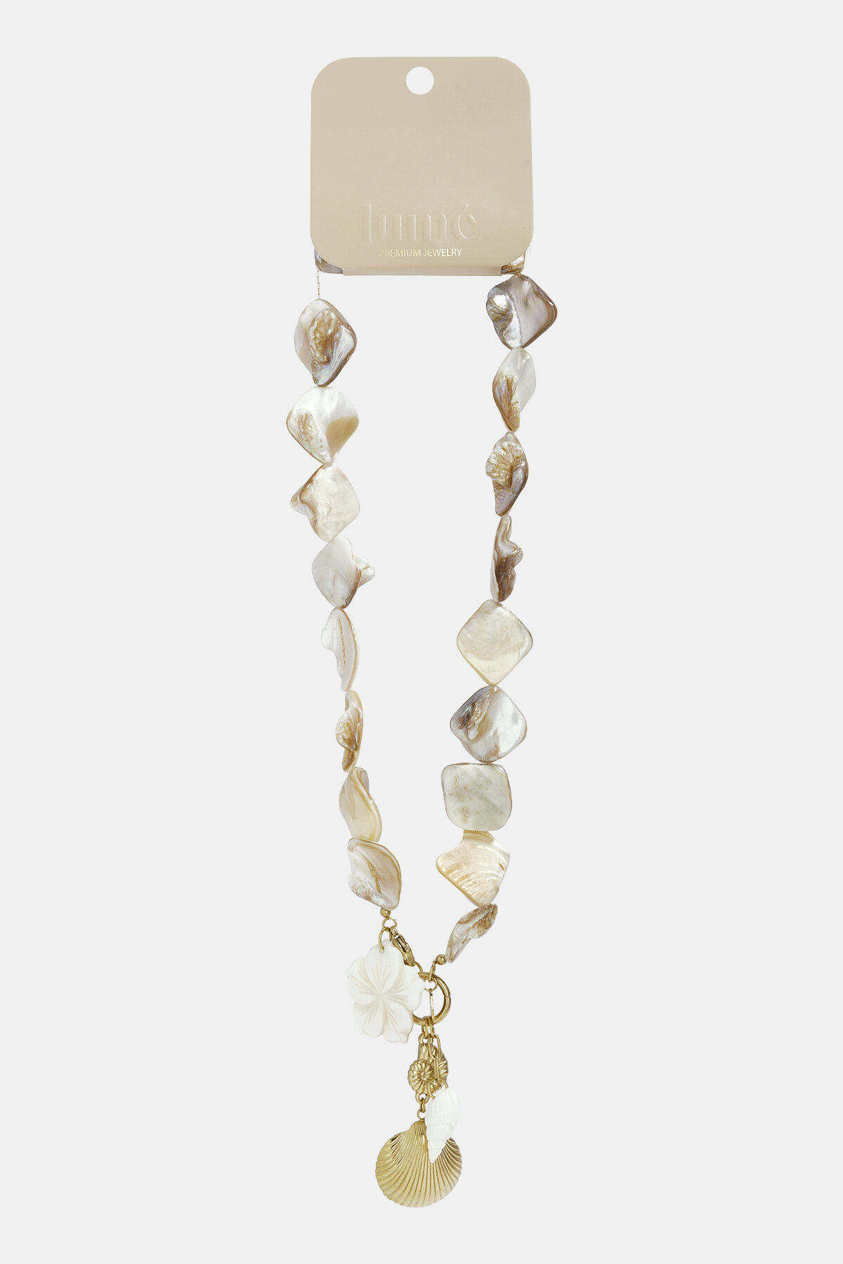 Necklace with beads of seashells, pearls and dangling shells h5 Picture4