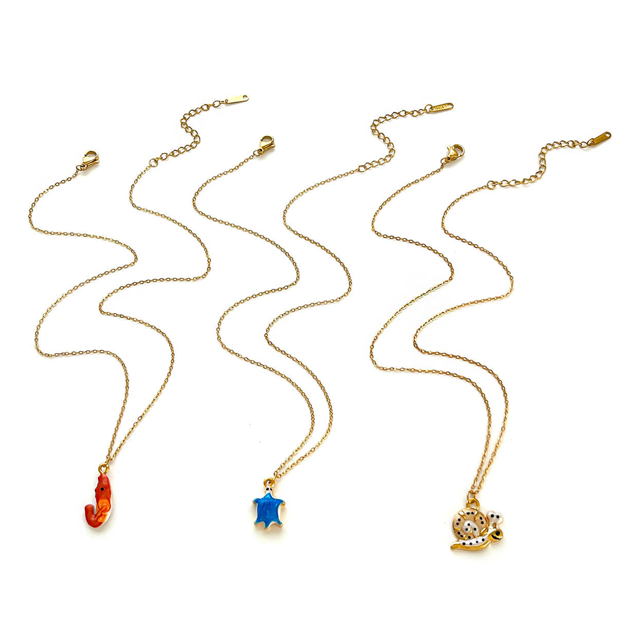 Gold Main Image Three-Piece Necklace Set Picture4