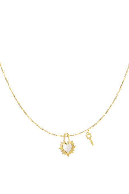 necklace heart with key