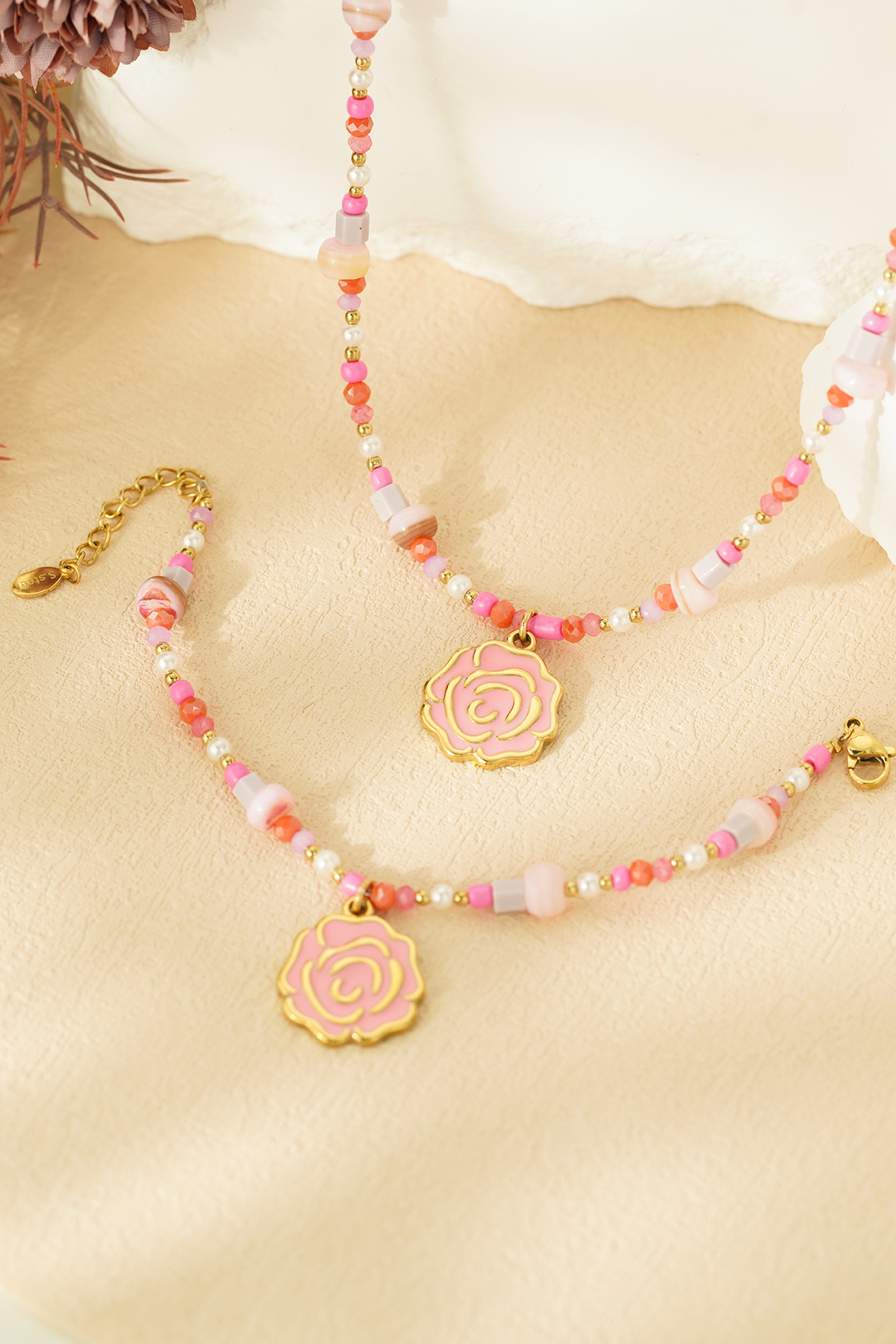 Bracelet perles roses - Couleur rose et or Image4