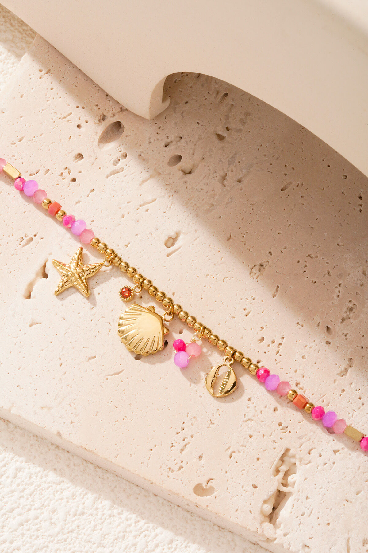 Queen of the sea Necklace h5Picture4