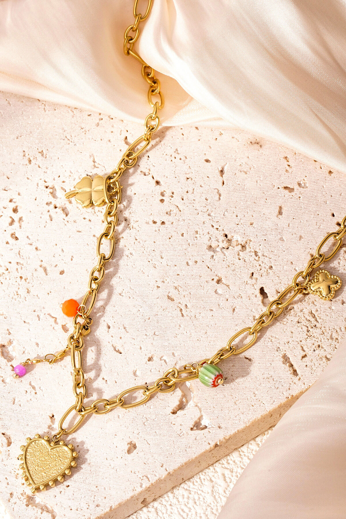 golden vibes necklace h5 Picture3