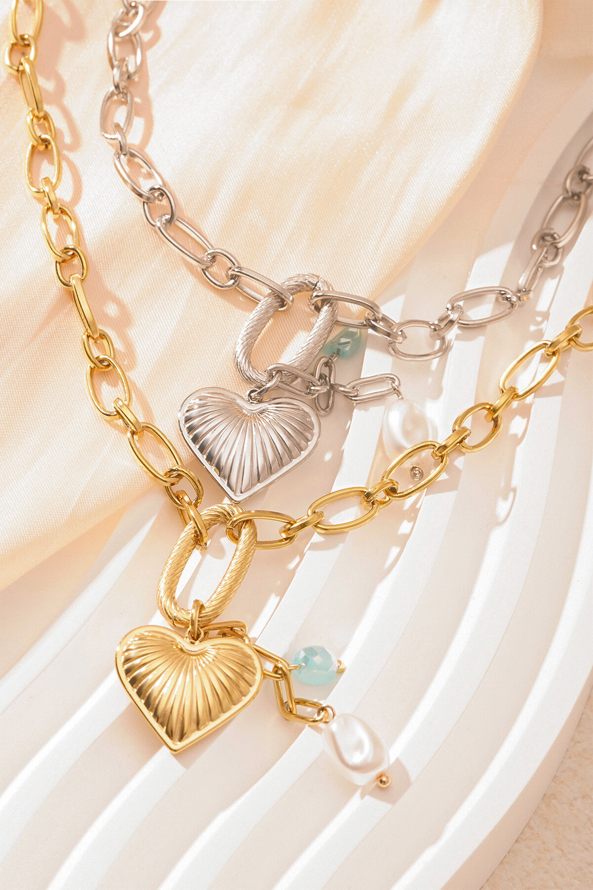 heart glow necklace h5 Picture5