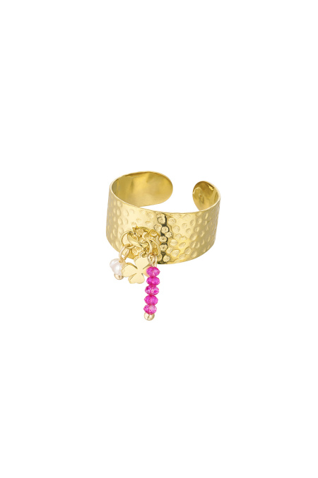 Statement ring with charms