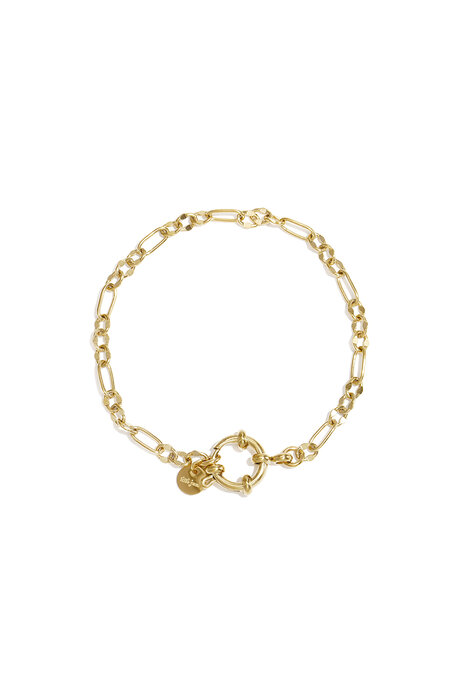Bracelet with front clasp and varying links 2